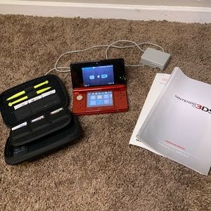 Cherry Red Nintendo 3DS and 6 games!